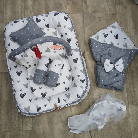 6 Pieces Rattle snuggle grey hearts