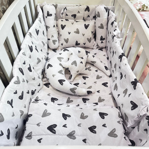 8 Pieces Cot Set white hearts