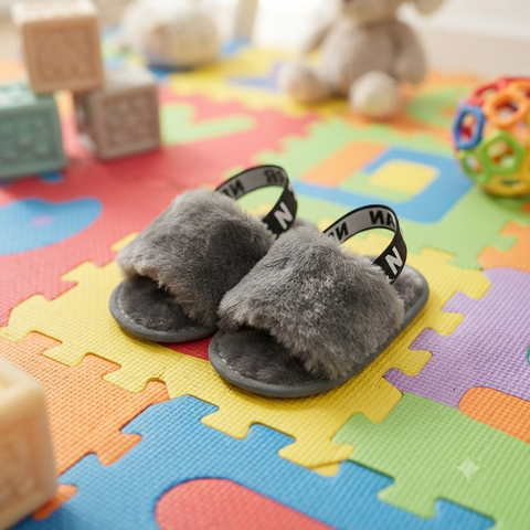 Baby sandal fur Grey