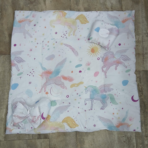 Bow Hearts Ribbon Carry Nest white unicorn
