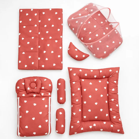 8 Pieces Baby Bedding coral white hearts - VOL 20