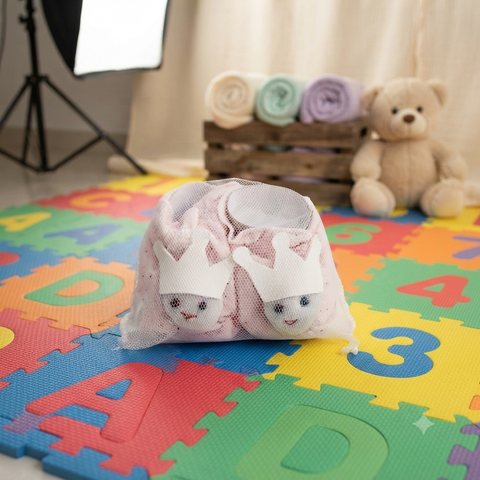 New-Born-Baby-Booties pink dotted