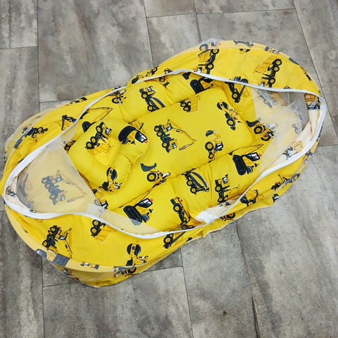 Mosquito Net yellow crane