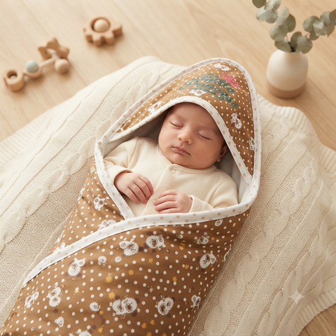 Hooded Warm Wrapping Sheet polka puppy